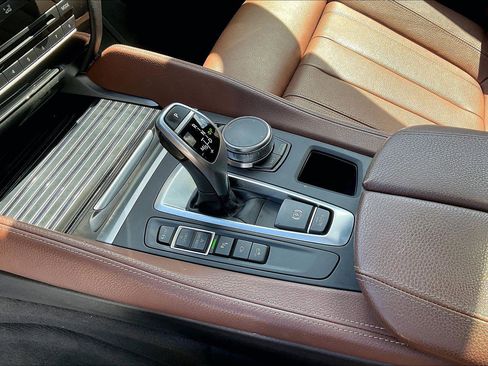 Used 2019 BMW X6 xDrive35i w/ M Sport Package image 17