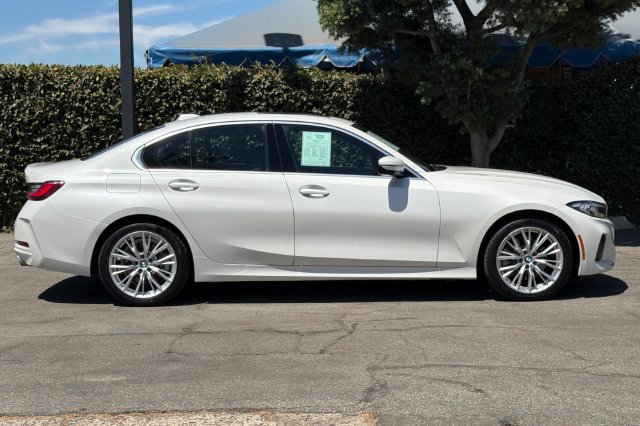 Used 2024 BMW 330i Sedan RWD image 3
