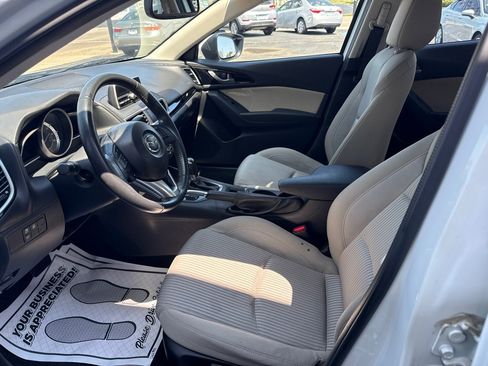 Used 2014 MAZDA MAZDA3 i Touring FWD image 12