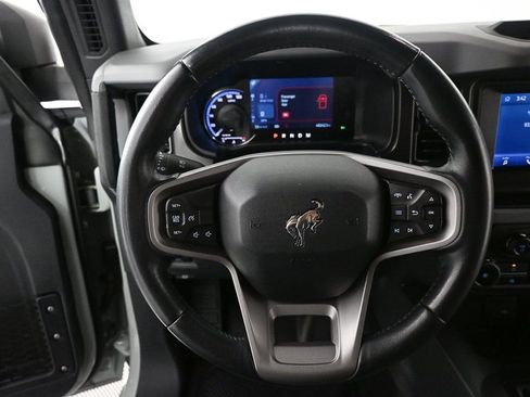 Used 2021 Ford Bronco Black Diamond image 2