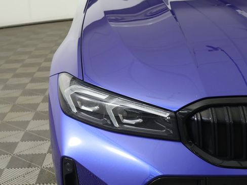 Used 2023 BMW 330i xDrive Sedan w/ M Sport Package image 15