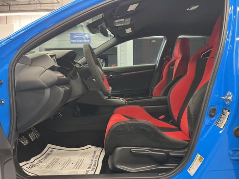 Used 2021 Honda Civic Type R image 11