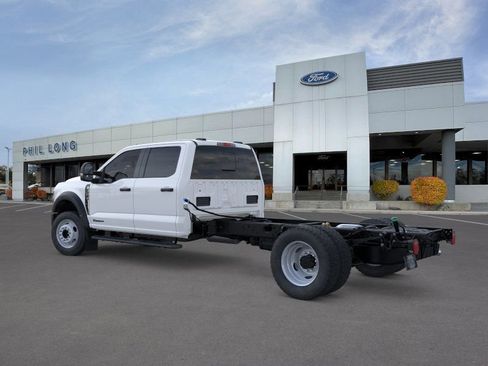New 2026 Ford F550 4x4 Crew Cab image 4