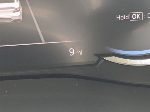 New 2026 Genesis G70 2.5T Prestige image 28