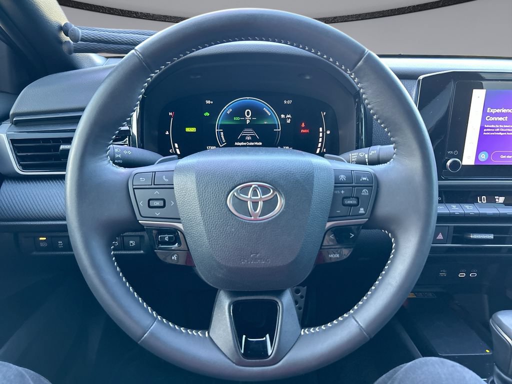 Certified 2025 Toyota Camry SE FWD image 15