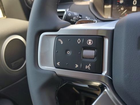 New 2026 Land Rover Discovery S AWD/4WD image 21