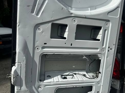 Used 2023 Mercedes-Benz Sprinter 2500 w/ Acoustic Package image 16