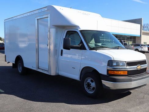 New 2026 Chevrolet Express 3500 w/ Power Convenience Package image 2