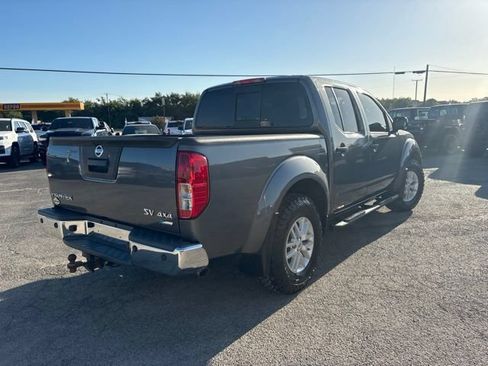 Used 2019 Nissan Frontier SV w/ Value Truck Package AWD/4WD image 4