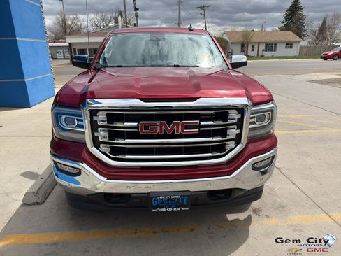 Used 2018 GMC Sierra 1500 SLT AWD/4WD image 3