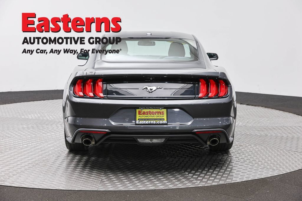 Used 2019 Ford Mustang Coupe RWD image 8