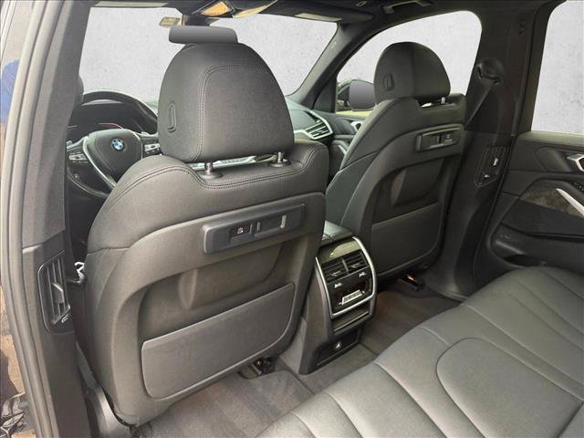 Used 2021 BMW X5 sDrive40i w/ Convenience Package RWD image 17