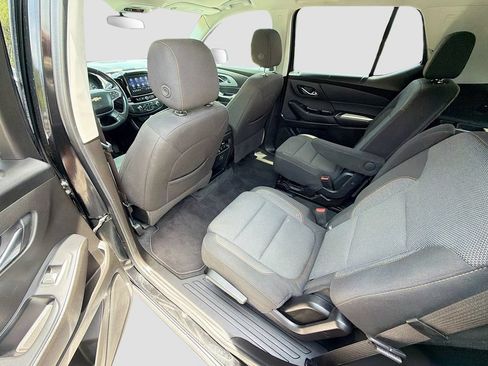 Used 2021 Chevrolet Traverse LT AWD/4WD image 27