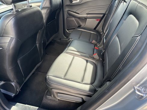 Used 2022 Ford Escape SEL image 12