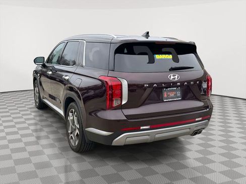 Used 2023 Hyundai Palisade SEL w/ Premium Package image 4
