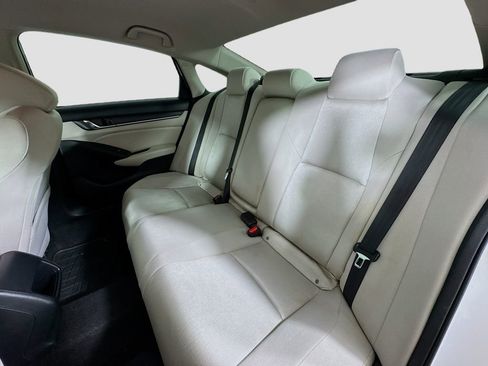 Used 2018 Honda Accord LX image 23