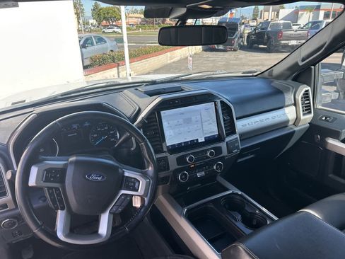 Used 2022 Ford F250 Lariat w/ Lariat Value Package image 30