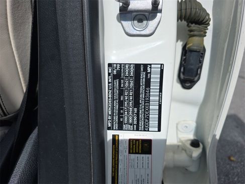 Used 2019 Mercedes-Benz GLS 550 4MATIC image 42