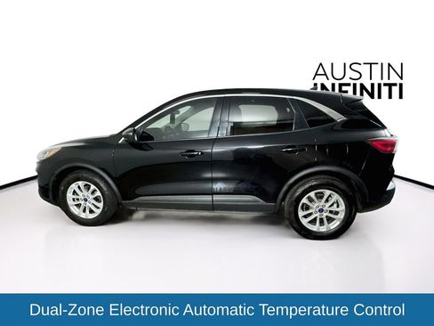 Used 2022 Ford Escape SE w/ Convenience Package FWD image 4