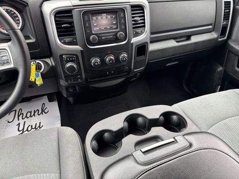 Used 2024 RAM 1500 Classic SLT AWD/4WD image 21