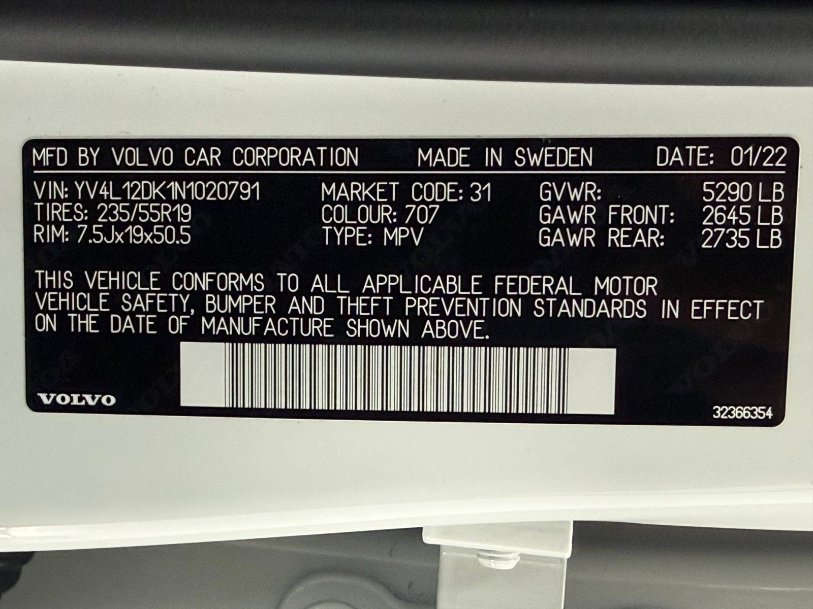 Used 2022 Volvo XC60 B5 Momentum FWD image 24