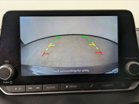 Used 2023 Nissan Sentra SV FWD image 28