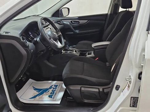 Used 2019 Nissan Rogue Sport S image 1