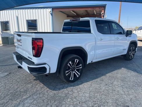 Used 2024 GMC Sierra 1500 Elevation w/ Preferred Package RWD image 4