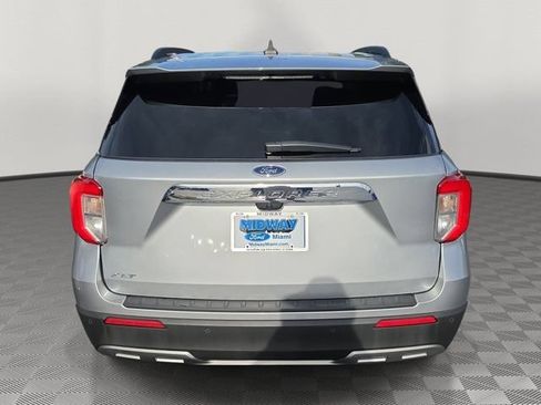 Certified 2023 Ford Explorer XLT w/ Equipment Group 202A RWD image 5
