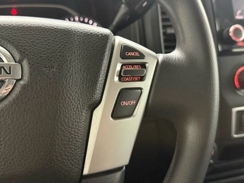 Used 2020 Nissan Titan S image 23