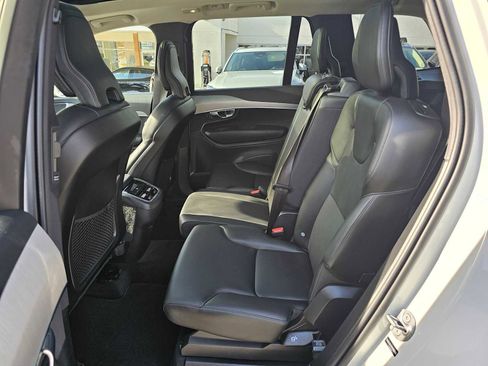 Certified 2025 Volvo XC90 B5 Core image 17