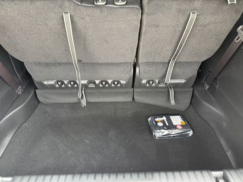 New 2026 Chrysler Pacifica Select image 10