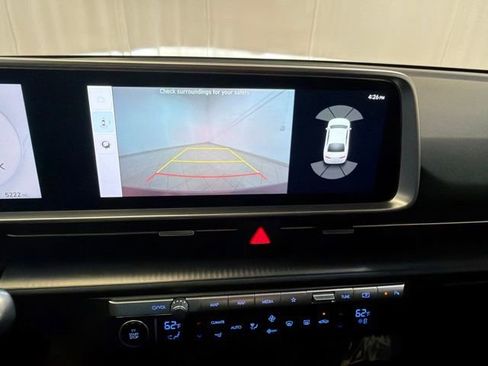 Used 2025 Hyundai Ioniq 6 SE AWD/4WD image 18