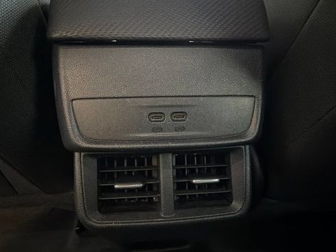 Used 2025 Chevrolet Equinox LT AWD/4WD image 12