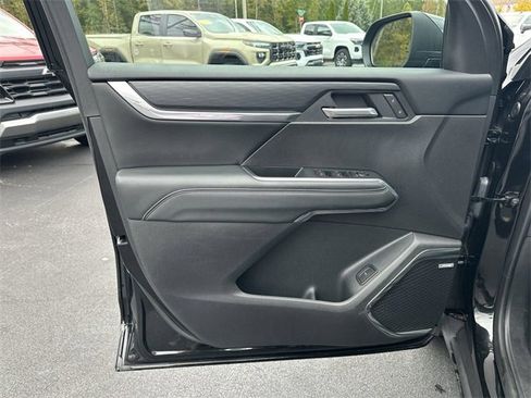 Certified 2025 GMC Acadia Elevation image 22