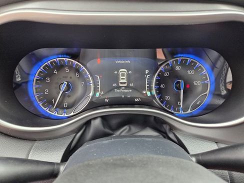 New 2026 Chrysler Voyager LX image 30