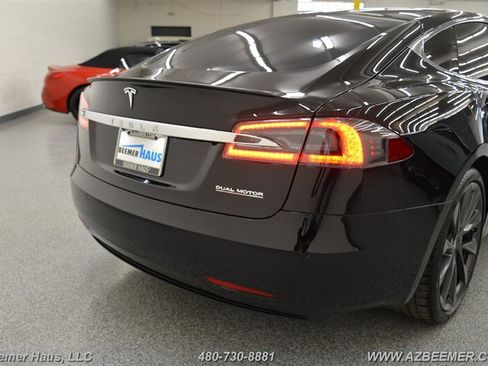 Used 2019 Tesla Model S Performance image 37