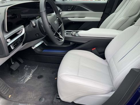 New 2026 Cadillac Lyriq Sport image 20