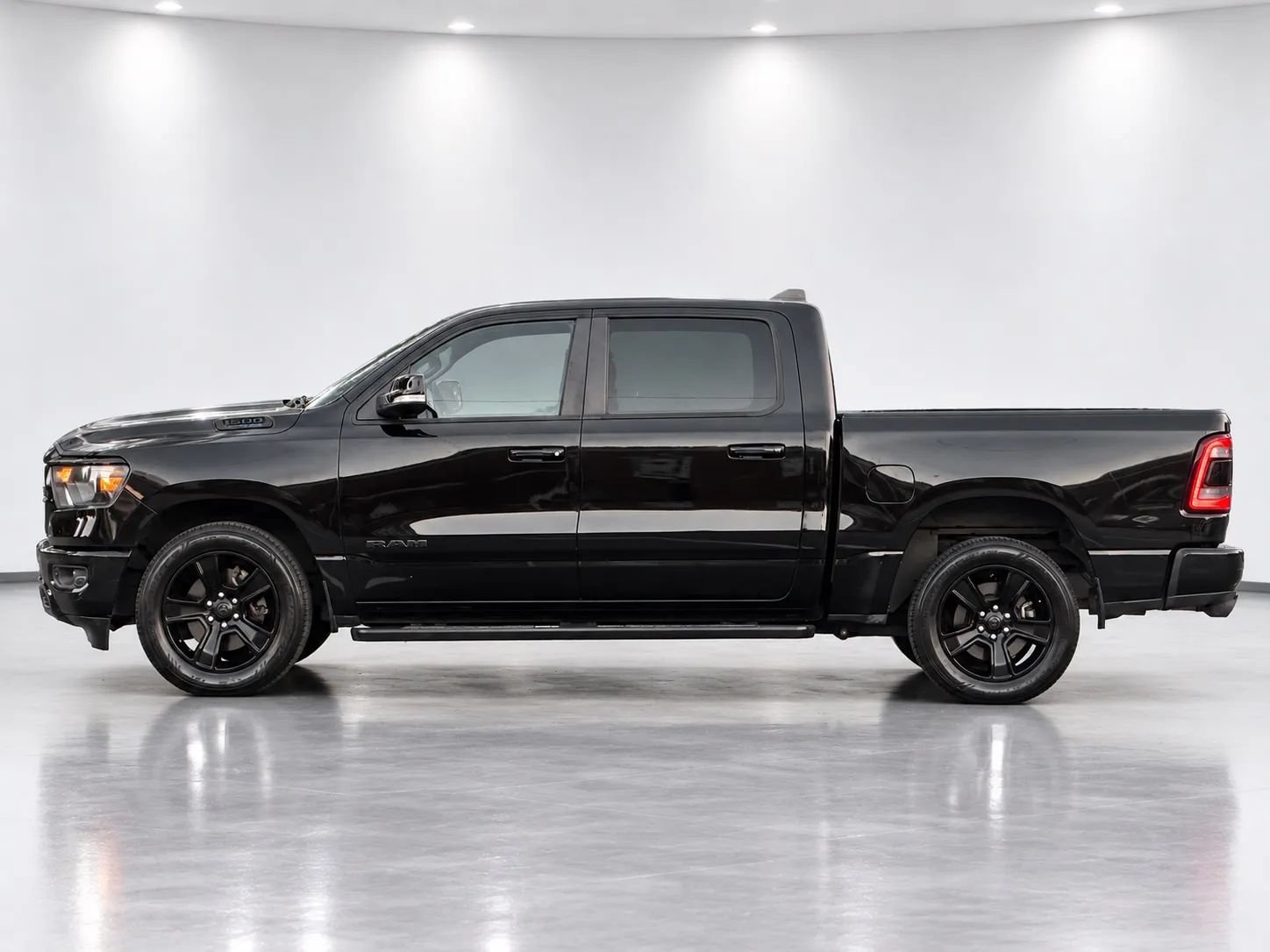 Used 2021 RAM 1500 Big Horn RWD image 5