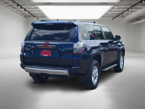 Used 2022 Toyota 4Runner TRD Off-Road Premium w/ Moonroof Package AWD/4WD image 6