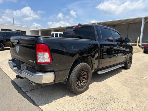 Used 2020 RAM 1500 Big Horn AWD/4WD image 4
