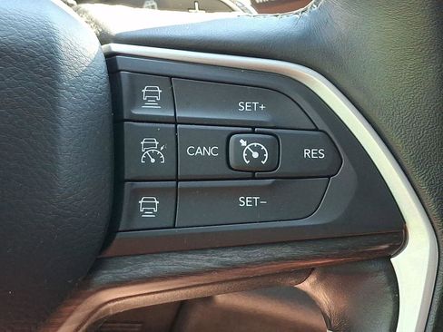 Used 2021 Jeep Grand Cherokee L Limited w/ MOPAR Finishing Package AWD/4WD image 22