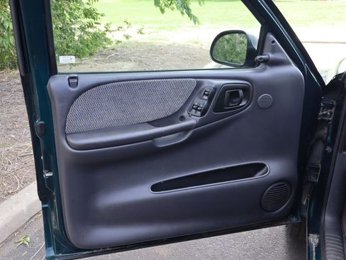 Used 1998 Dodge Dakota Sport AWD/4WD image 21