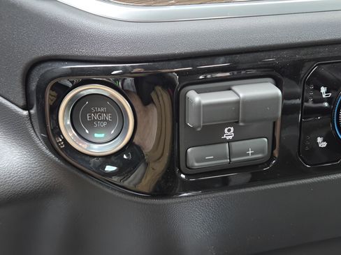 New 2026 Chevrolet Silverado 1500 LT Trail Boss w/ LT Trail Boss Premium Package image 16