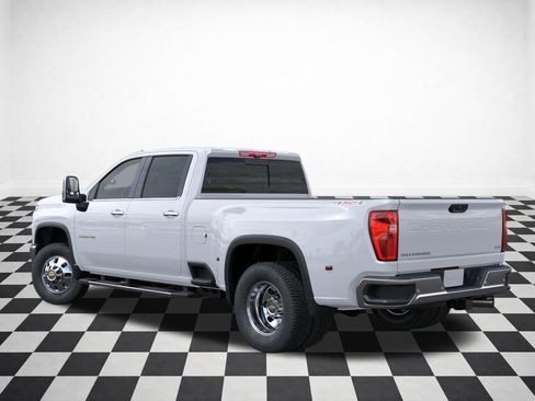 New 2026 Chevrolet Silverado 3500 LTZ AWD/4WD image 3