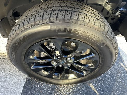 Used 2024 Jeep Wrangler Sahara w/ Technology Group image 6