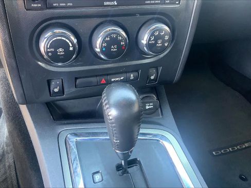 Used 2012 Dodge Challenger SXT Plus RWD image 33