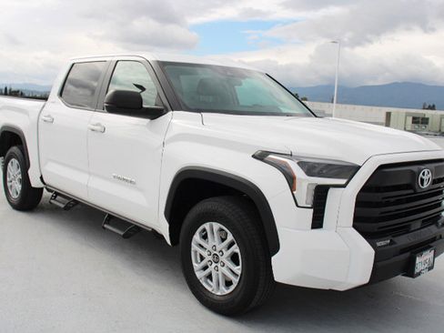Used 2024 Toyota Tundra SR5 w/ SR5 Premium Package image 2