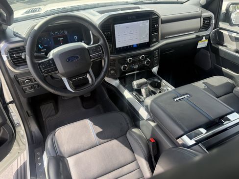 Used 2025 Ford F150 Platinum w/ FX4 Off-Road Package AWD/4WD image 18