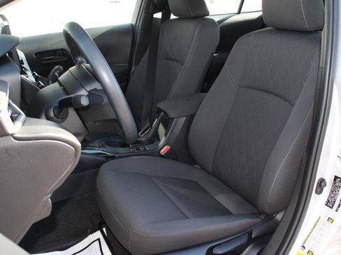 Used 2023 Toyota Corolla LE image 15